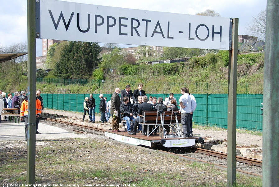 (c) Peter Häring/WuppertalBewegung   www.bahnen-wuppertal.de